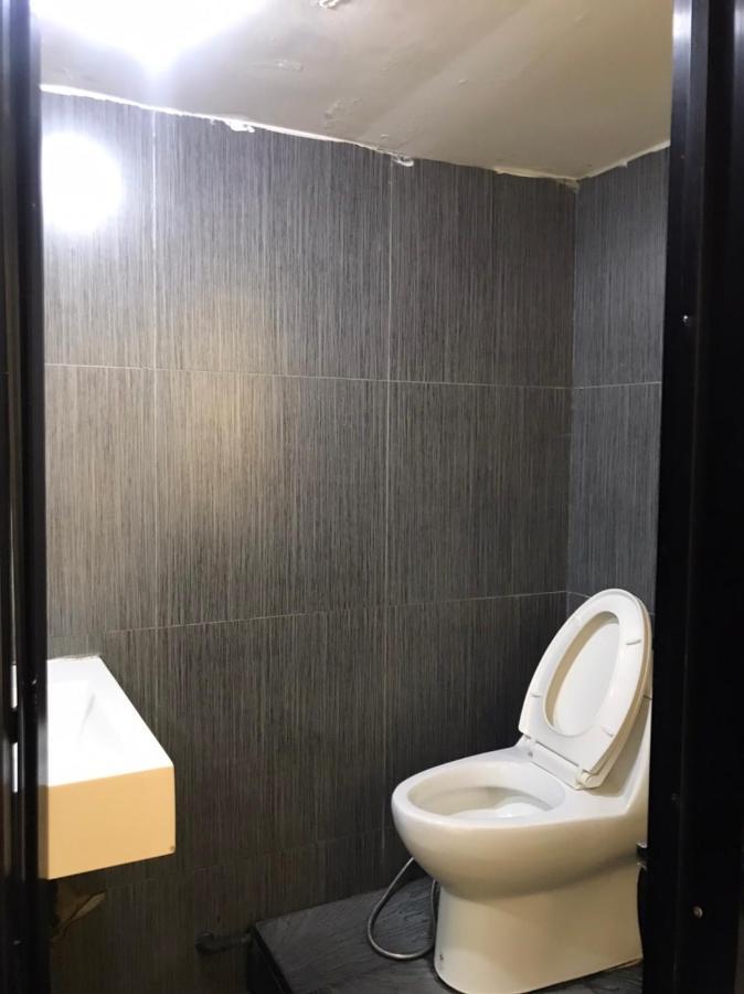 Rod Fai Fah Apartment Bangkok Exterior foto